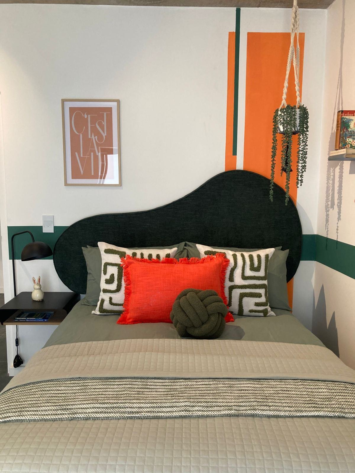 Standard Bachelor bedroom at The ReZident on Main.